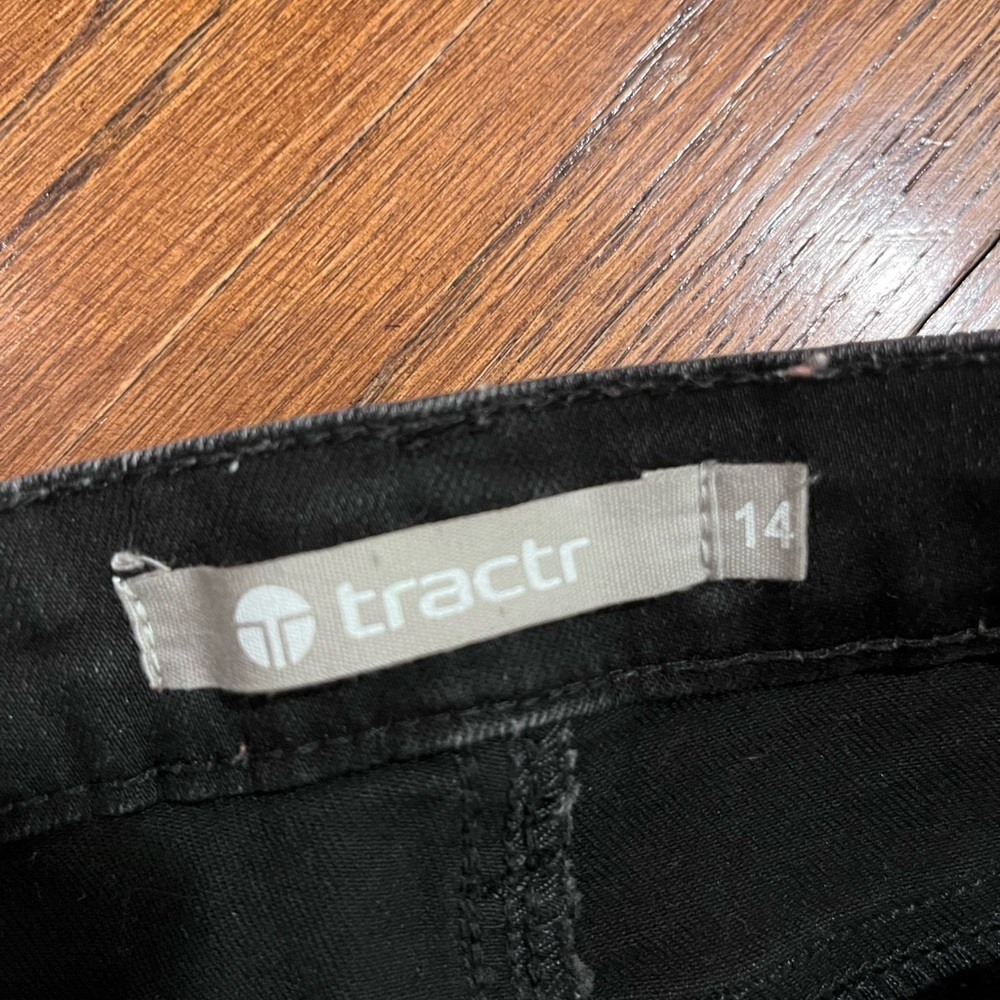 Tractr Dark Black Straight Leg Jeans - Picture 3 of 3